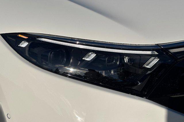 صورة 9 لـ 2026 Mercedes-BENZ EQS