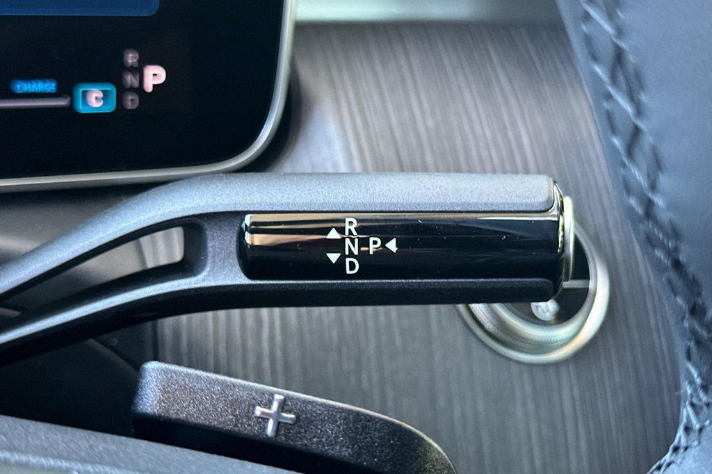 صورة مصغرة 15 لـ 2026 Mercedes-BENZ C-CLASS