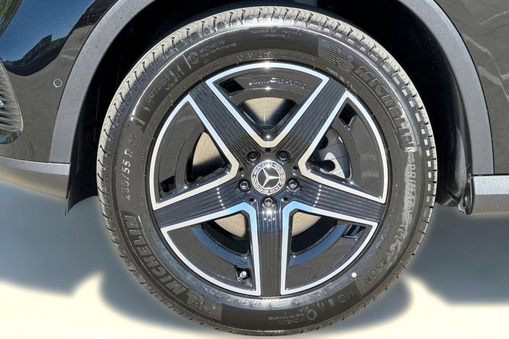 صورة مصغرة 11 لـ 2026 Mercedes-BENZ GLC