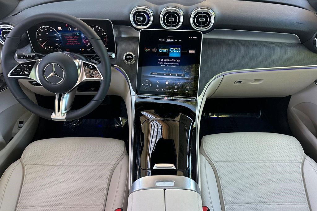 صورة مصغرة 15 لـ 2026 Mercedes-BENZ GLC
