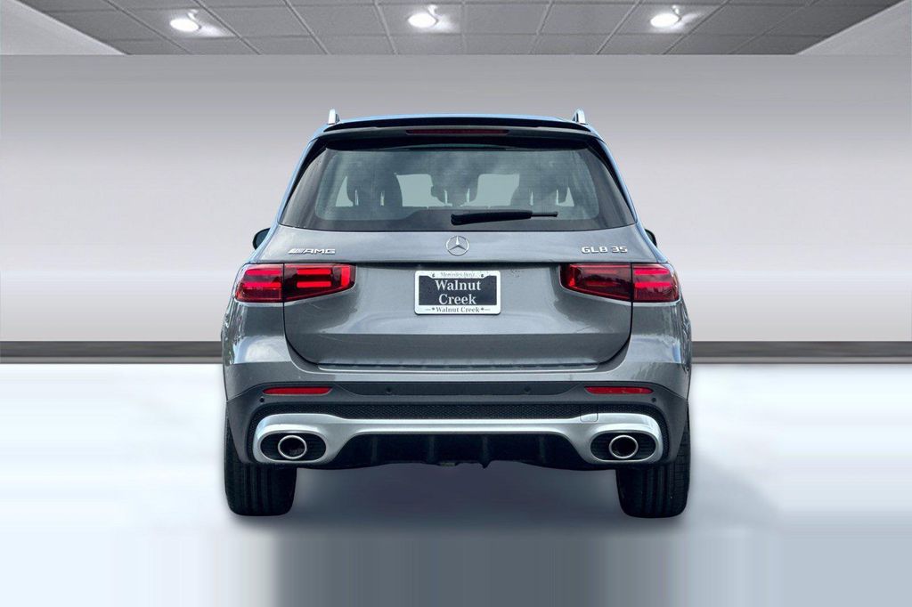 صورة مصغرة 9 لـ 2026 Mercedes-BENZ AMG GLB 35 4MATIC