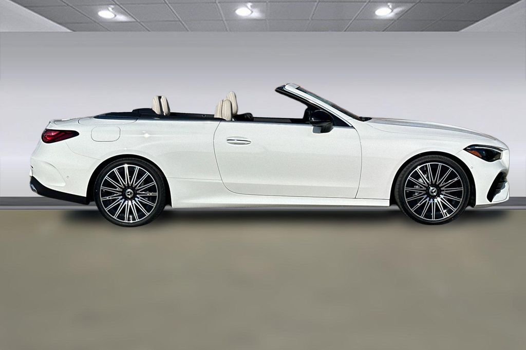 صورة 8 لـ 2026 Mercedes-BENZ CLE