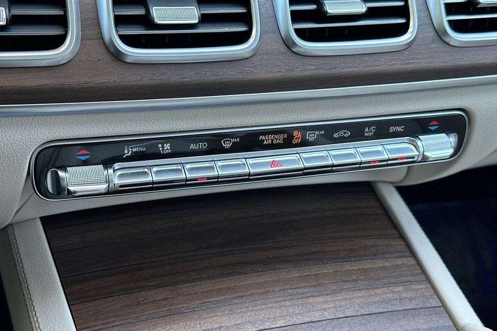 صورة مصغرة 18 لـ 2026 Mercedes-BENZ GLS