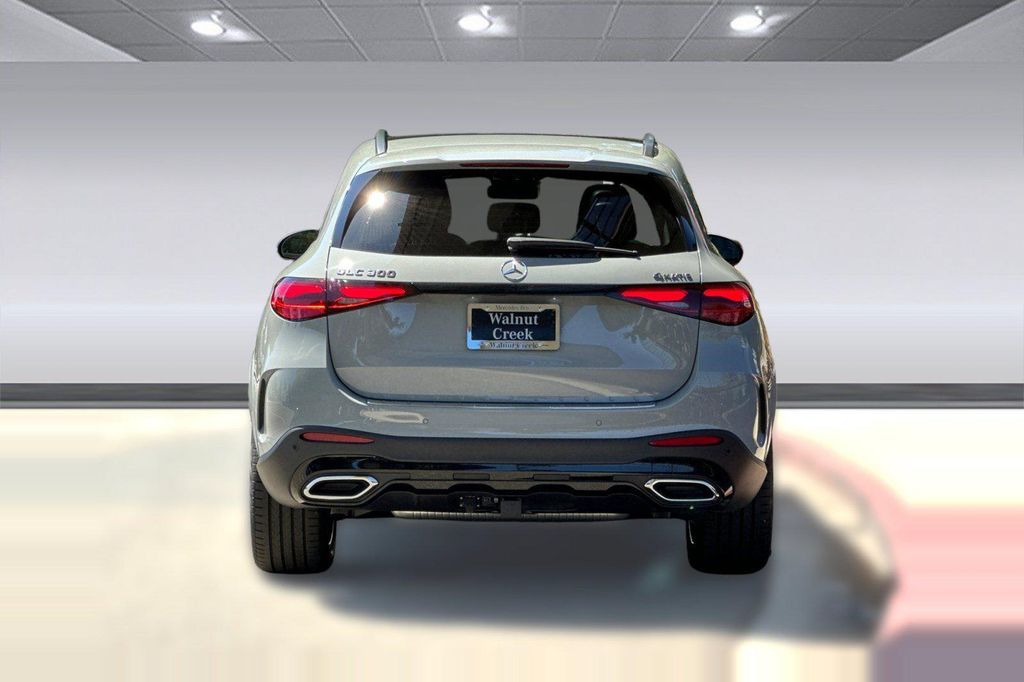صورة 10 لـ 2026 Mercedes-BENZ GLC