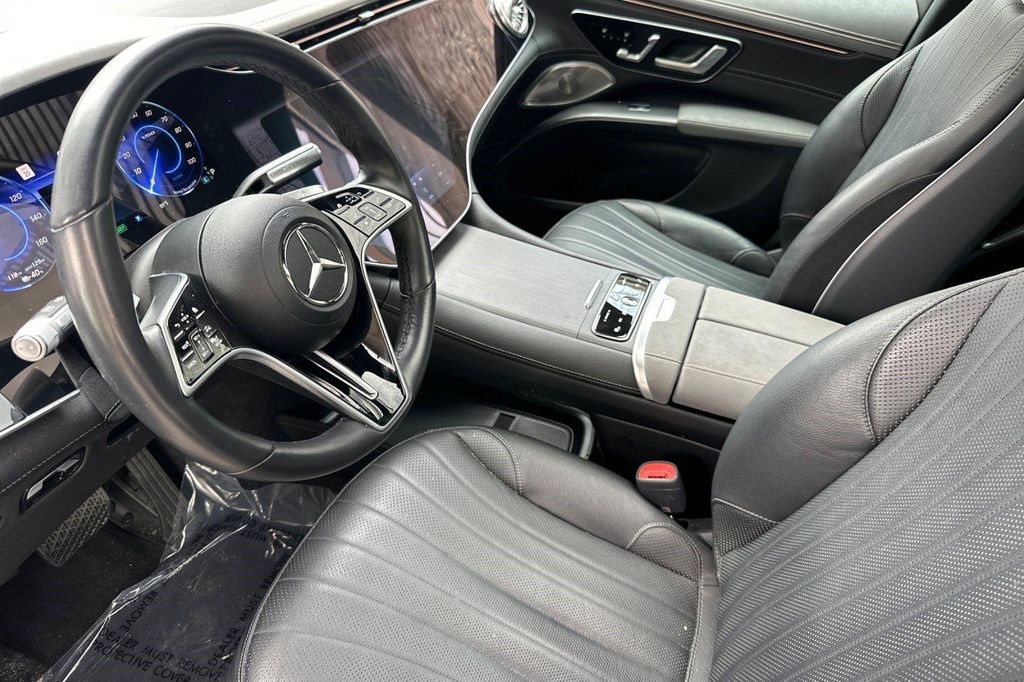 صورة 4 لـ 2024 Mercedes-BENZ EQS