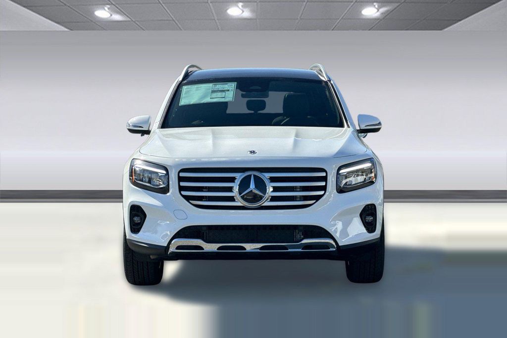 صورة 6 لـ 2026 Mercedes-BENZ GLB
