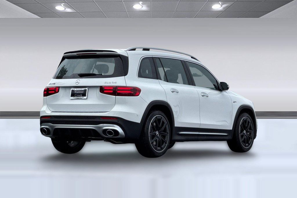 2026 Mercedes-BENZ AMG GLB 35 4MATIC — миниатюра 8