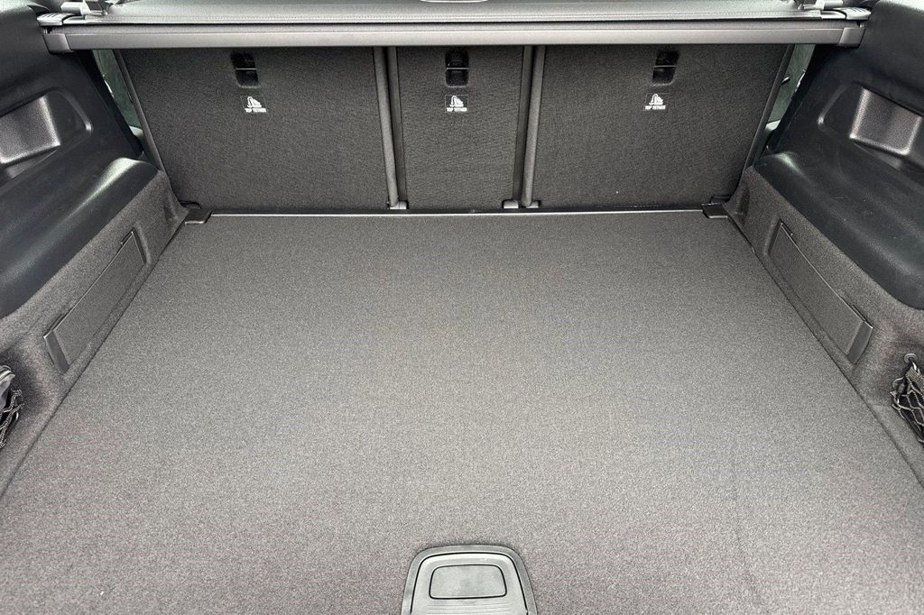 2026 Mercedes-BENZ AMG GLB 35 4MATIC — миниатюра 27
