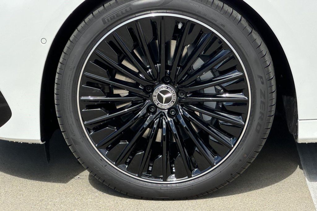 2026 Mercedes-BENZ E-CLASS 缩略图 12