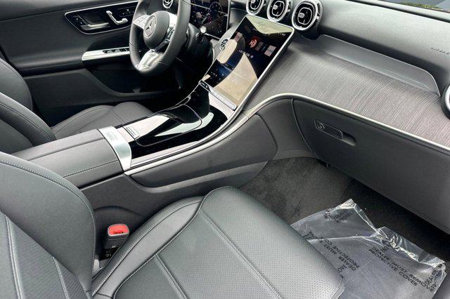 2026 Mercedes-BENZ GLC — миниатюра 26