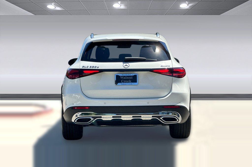 صورة 10 لـ 2026 Mercedes-BENZ GLC
