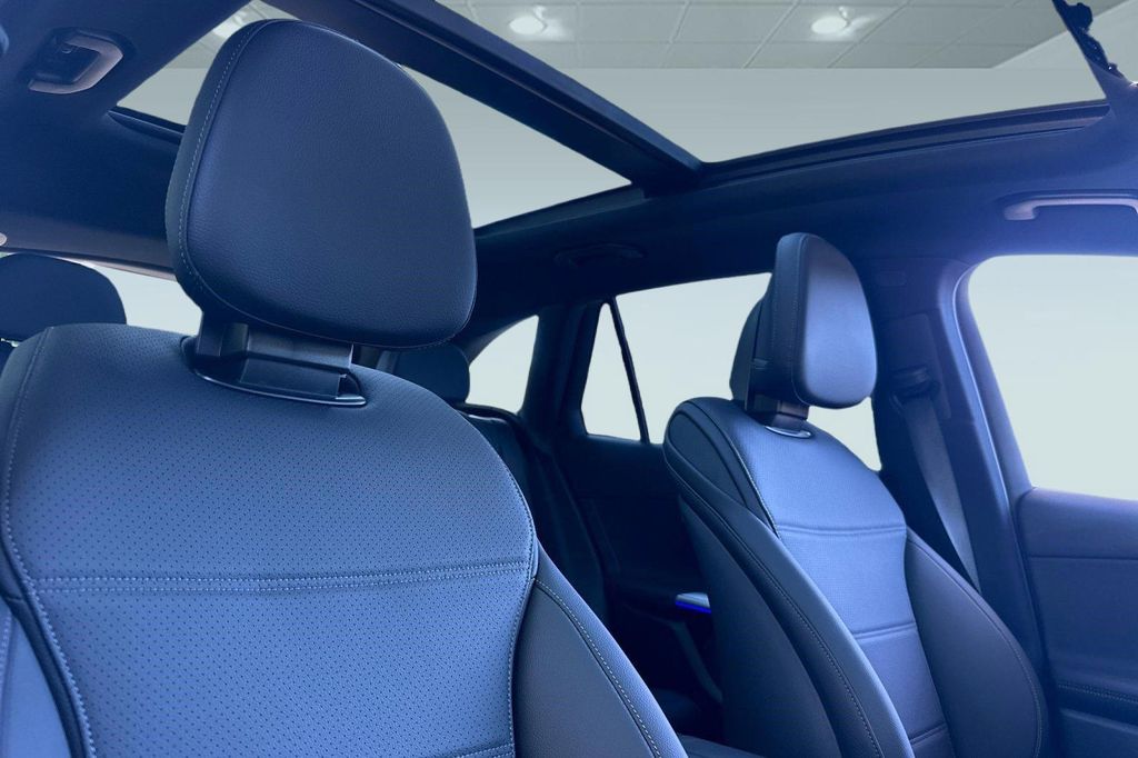 2026 Mercedes-BENZ GLC 缩略图 15
