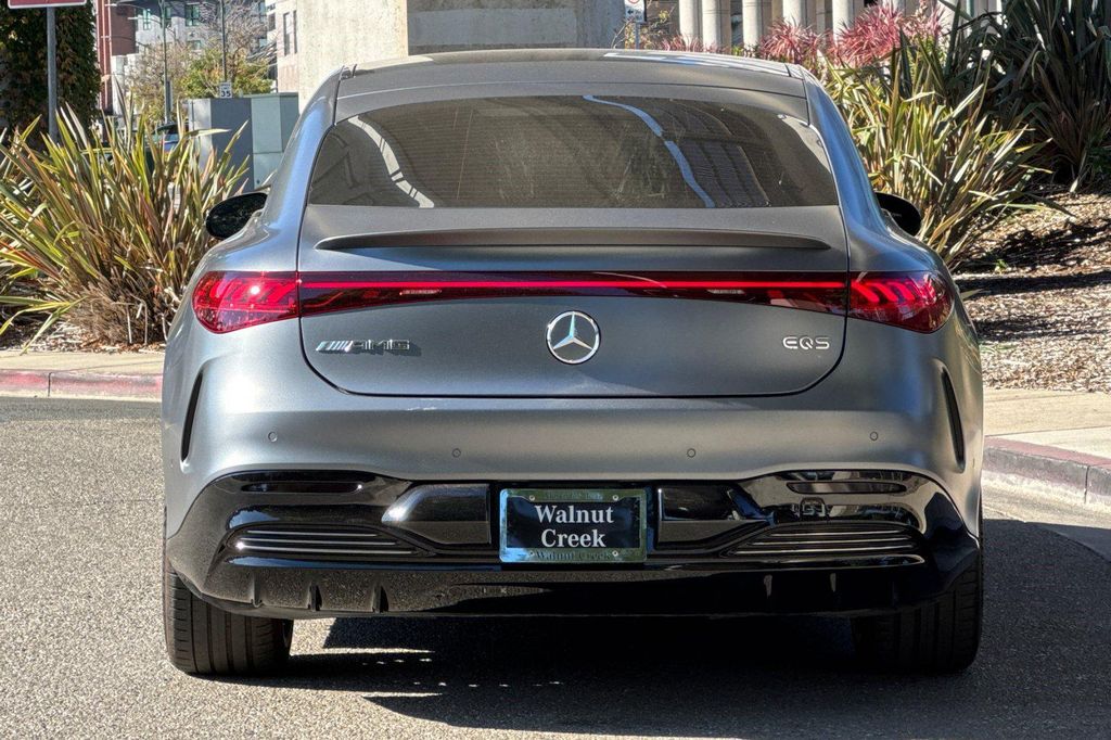 2023 Mercedes-BENZ AMG EQS 4MATIC+ 照片 10