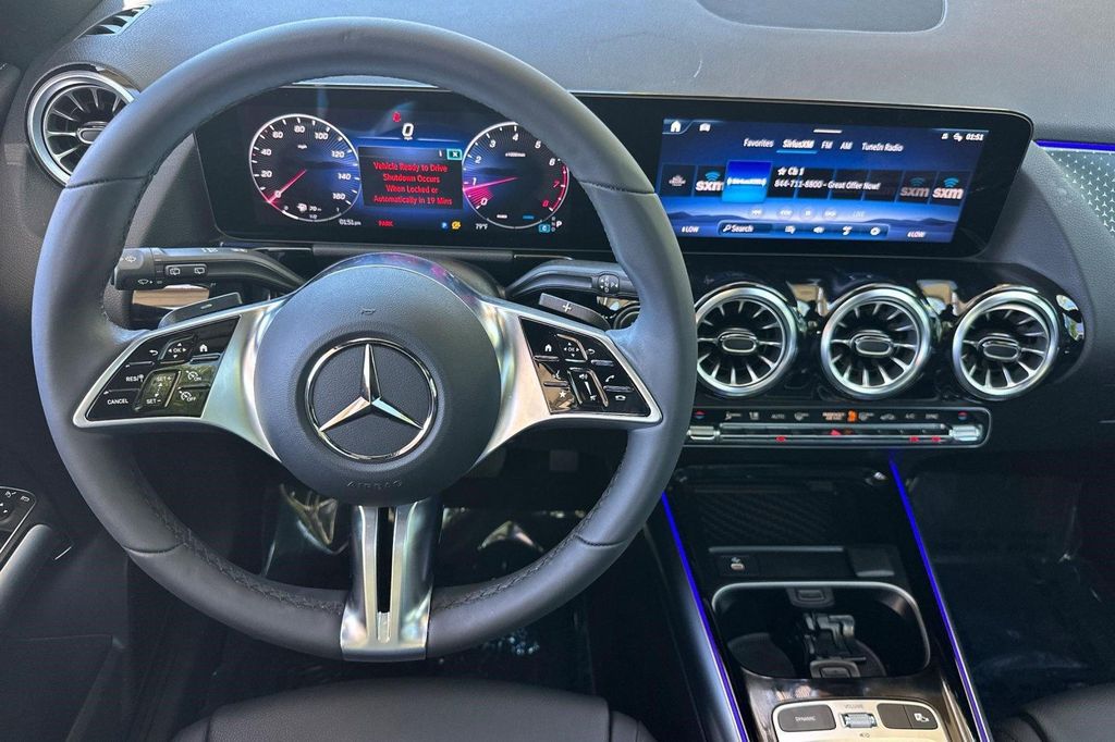 صورة مصغرة 32 لـ 2025 Mercedes-BENZ GLA