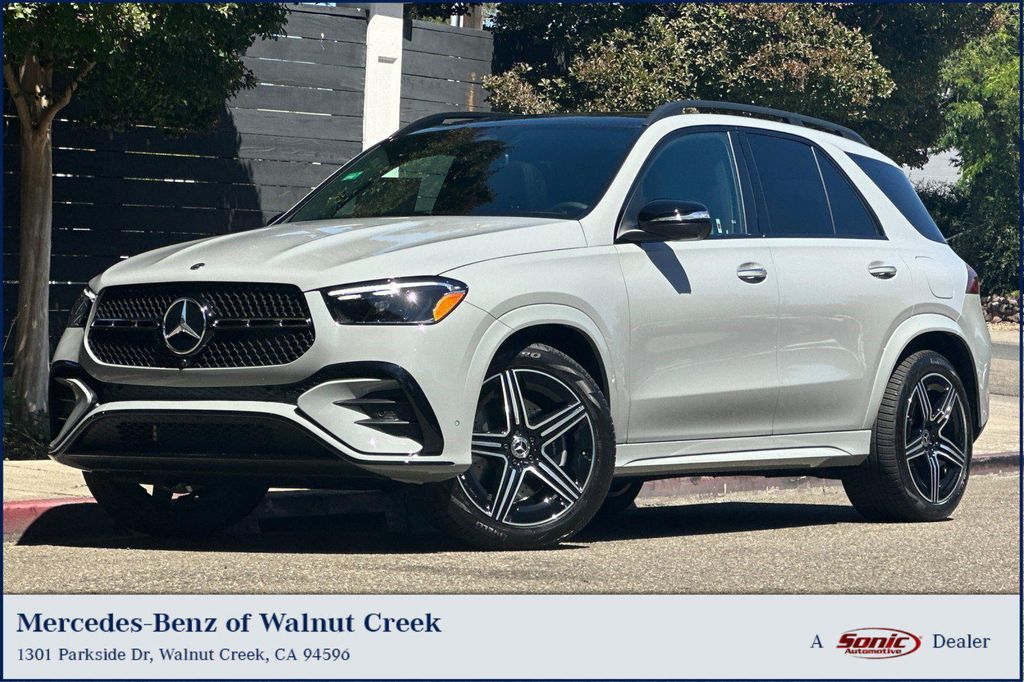 New 2026 Mercedes-Benz GLE 450e 4MATIC