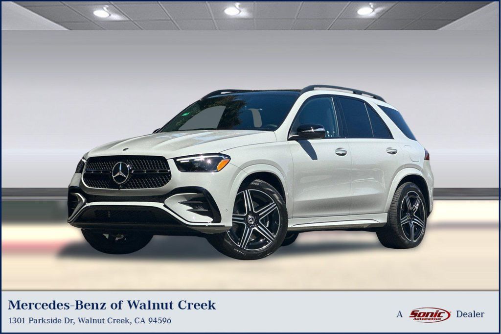 New 2026 Mercedes-Benz GLE 450e 4MATIC