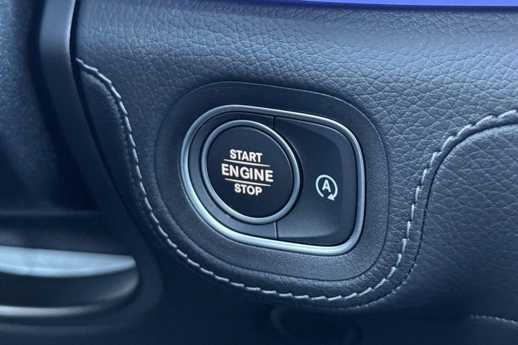 2025 Mercedes-BENZ AMG GLE 53E 4MATIC+ — миниатюра 28
