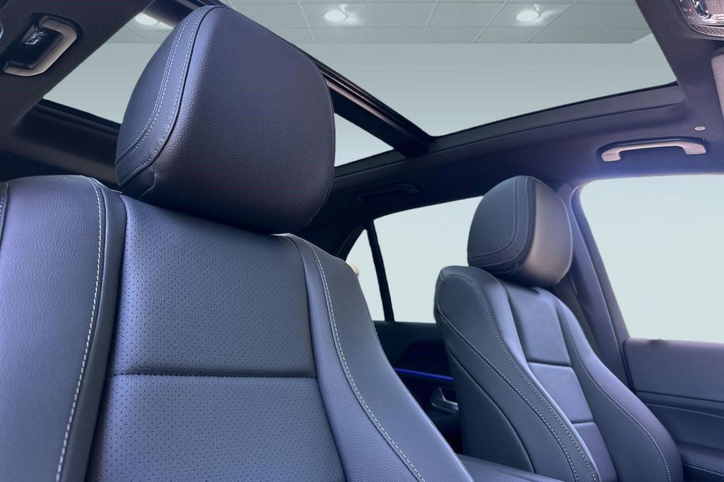 2026 Mercedes-BENZ GLE — миниатюра 15