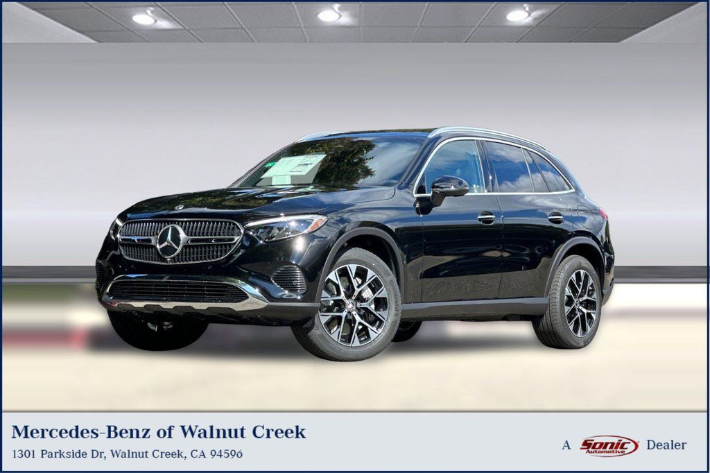 New 2026 Mercedes-Benz GLC 350e Base