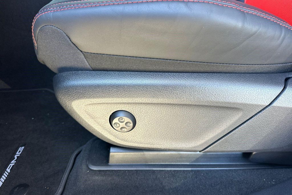 صورة مصغرة 14 لـ 2025 Mercedes-BENZ AMG GLE 53E 4MATIC+