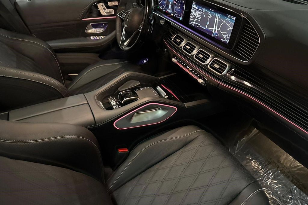 صورة مصغرة 27 لـ 2026 Mercedes-BENZ GLS MAYBACH