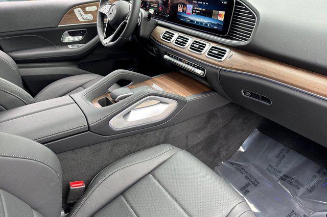 2026 Mercedes-BENZ GLE — миниатюра 26