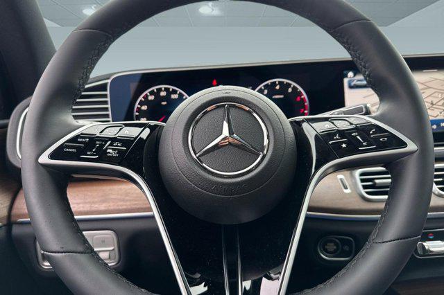 2026 Mercedes-BENZ GLE — миниатюра 14