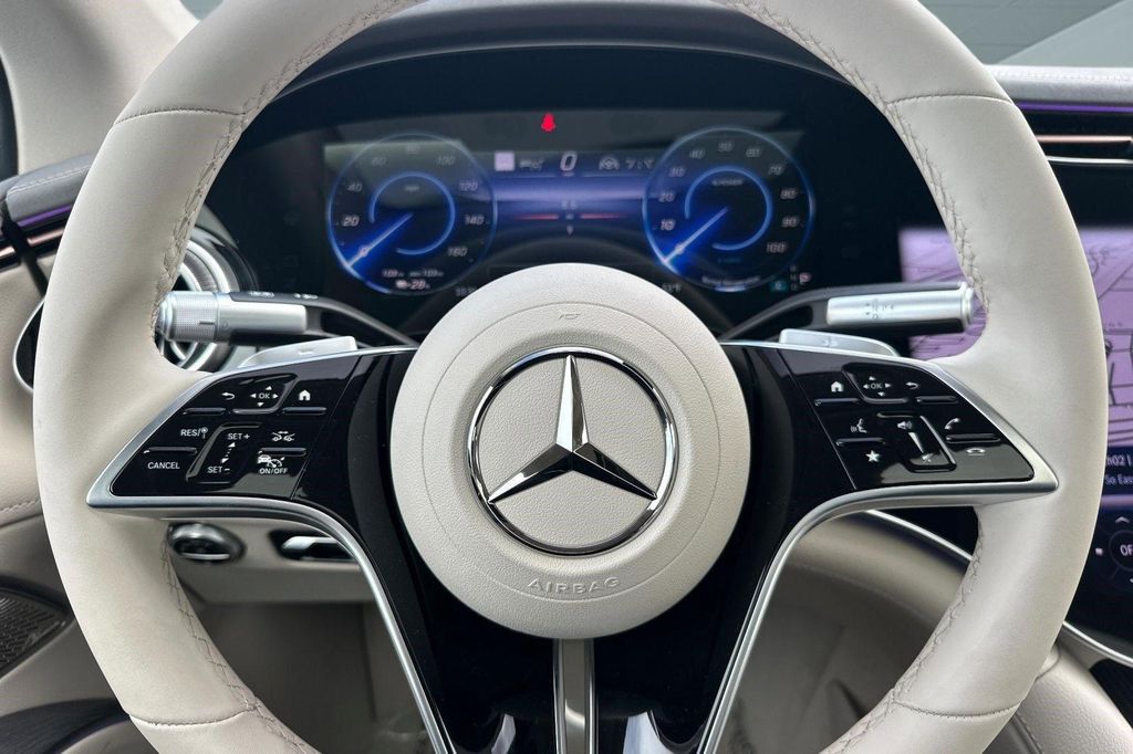 2026 Mercedes-BENZ EQS 缩略图 16