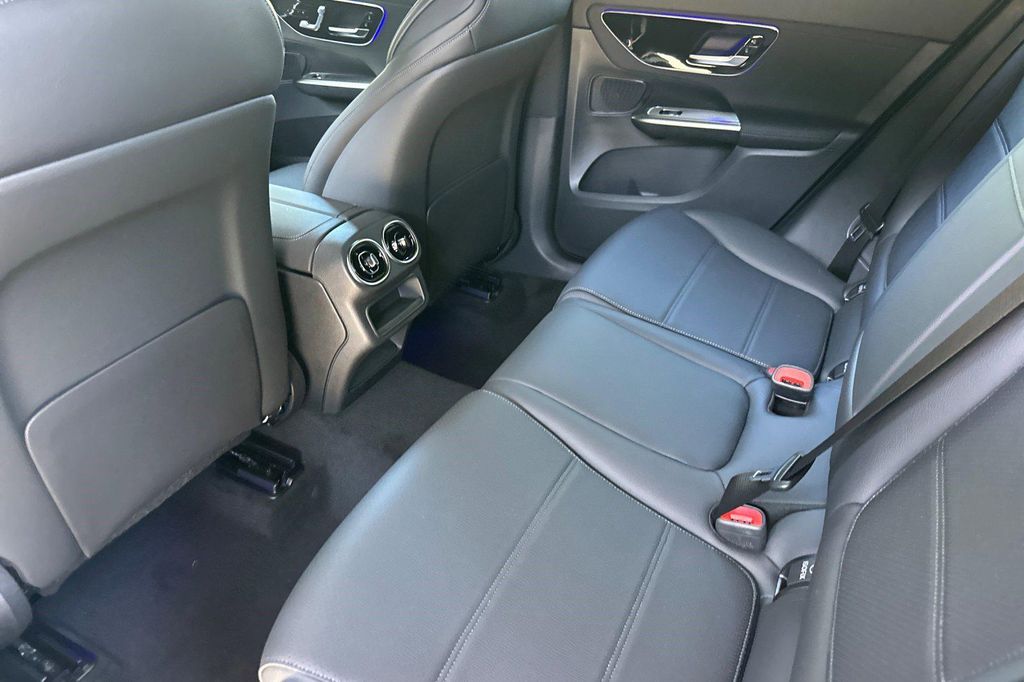 صورة مصغرة 21 لـ 2026 Mercedes-BENZ GLC