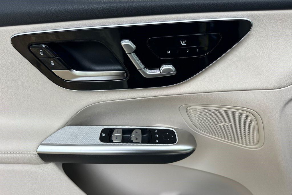 2026 Mercedes-BENZ GLC 缩略图 14