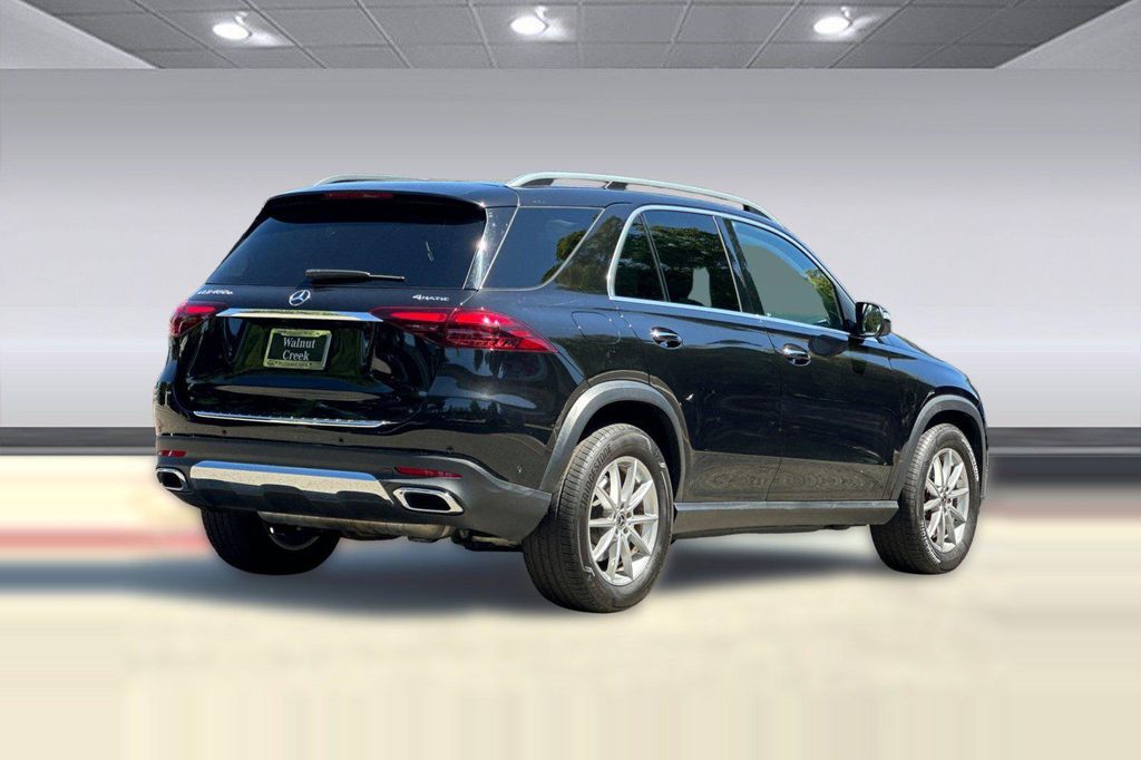 صورة 8 لـ 2024 Mercedes-BENZ GLE