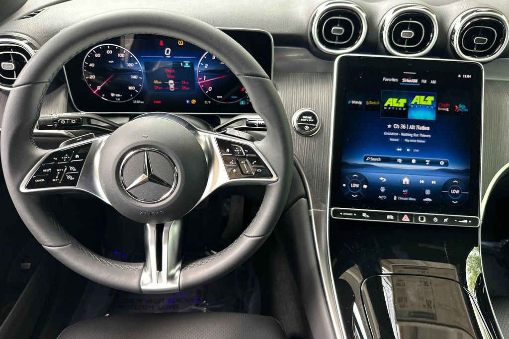 2026 Mercedes-BENZ GLC — миниатюра 26