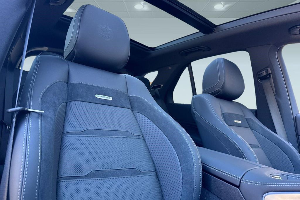 2025 Mercedes-BENZ AMG GLE 53E 4MATIC+ — миниатюра 13