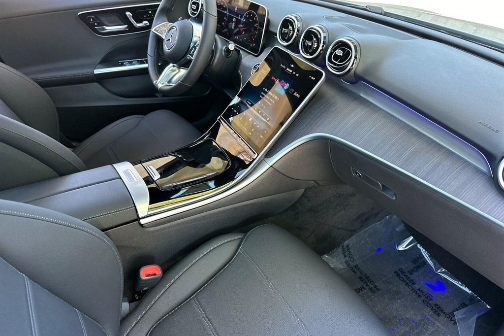صورة مصغرة 18 لـ 2026 Mercedes-BENZ C-CLASS
