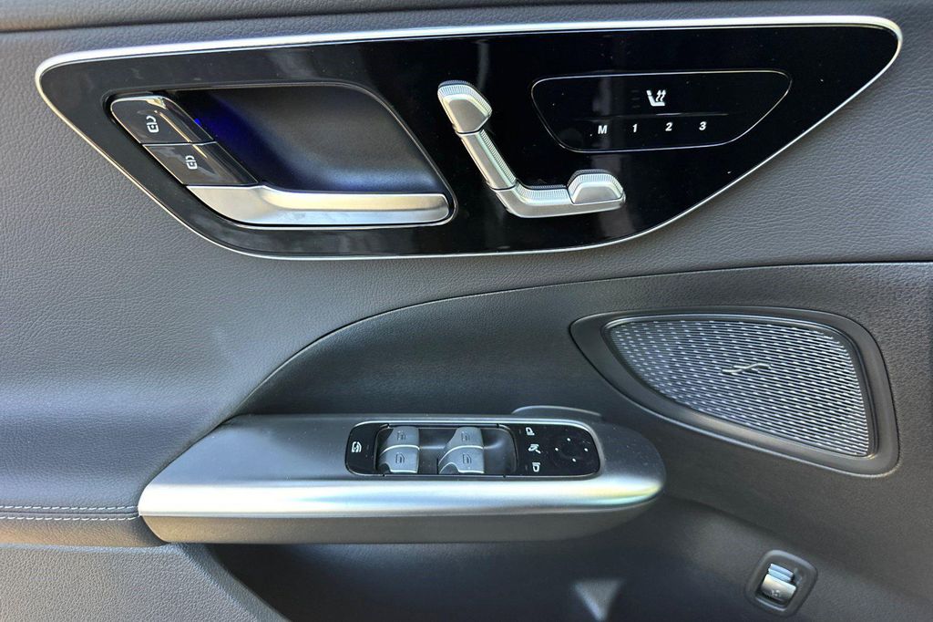 صورة مصغرة 14 لـ 2026 Mercedes-BENZ C-CLASS