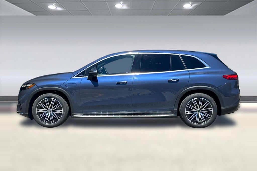 صورة مصغرة 2 لـ 2023 Mercedes-BENZ EQS