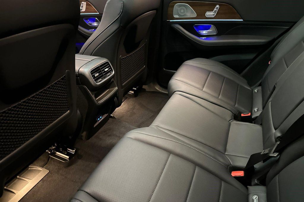 2026 Mercedes-BENZ GLE — миниатюра 22