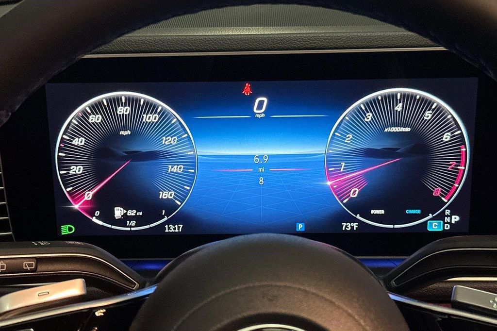 2026 Mercedes-BENZ GLE — миниатюра 17