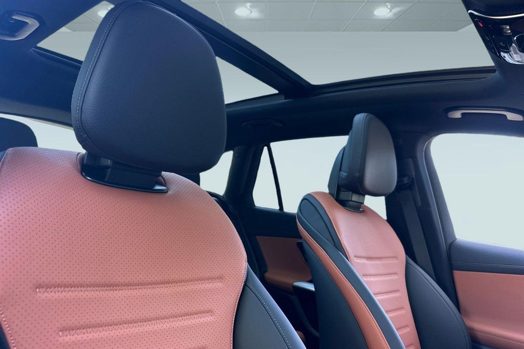 صورة مصغرة 14 لـ 2026 Mercedes-BENZ GLC