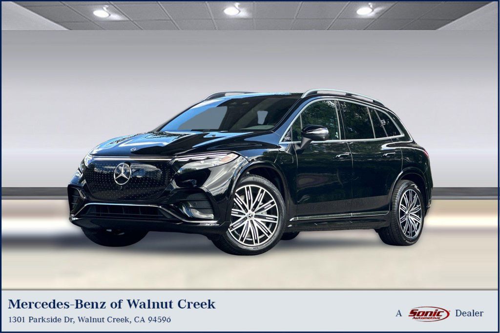New 2026 Mercedes-Benz EQS 400 400