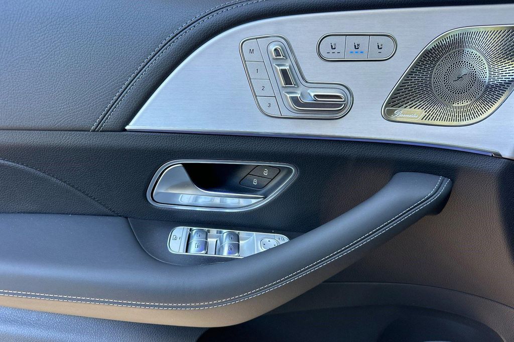 2026 Mercedes-BENZ OTHERS — миниатюра 13