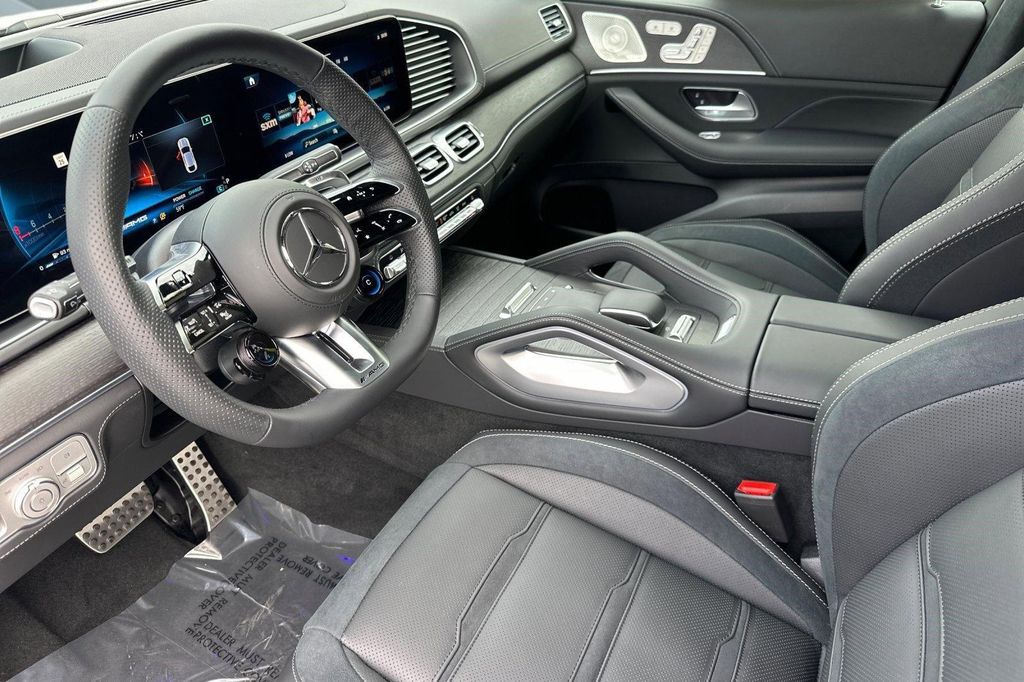 صورة 4 لـ 2026 Mercedes-BENZ AMG GLE 63 S 4MATIC+