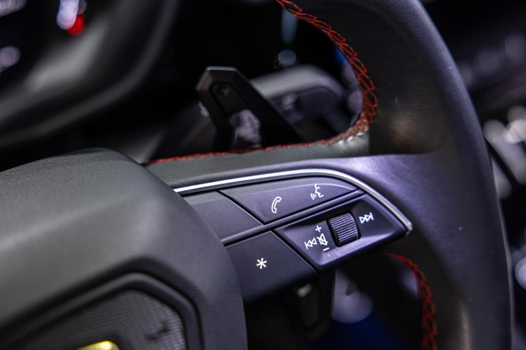 صورة مصغرة 37 لـ 2021 Lamborghini URUS - ADVANCED BANG&OLUFSEN SOUND-PARK ASSISTANT