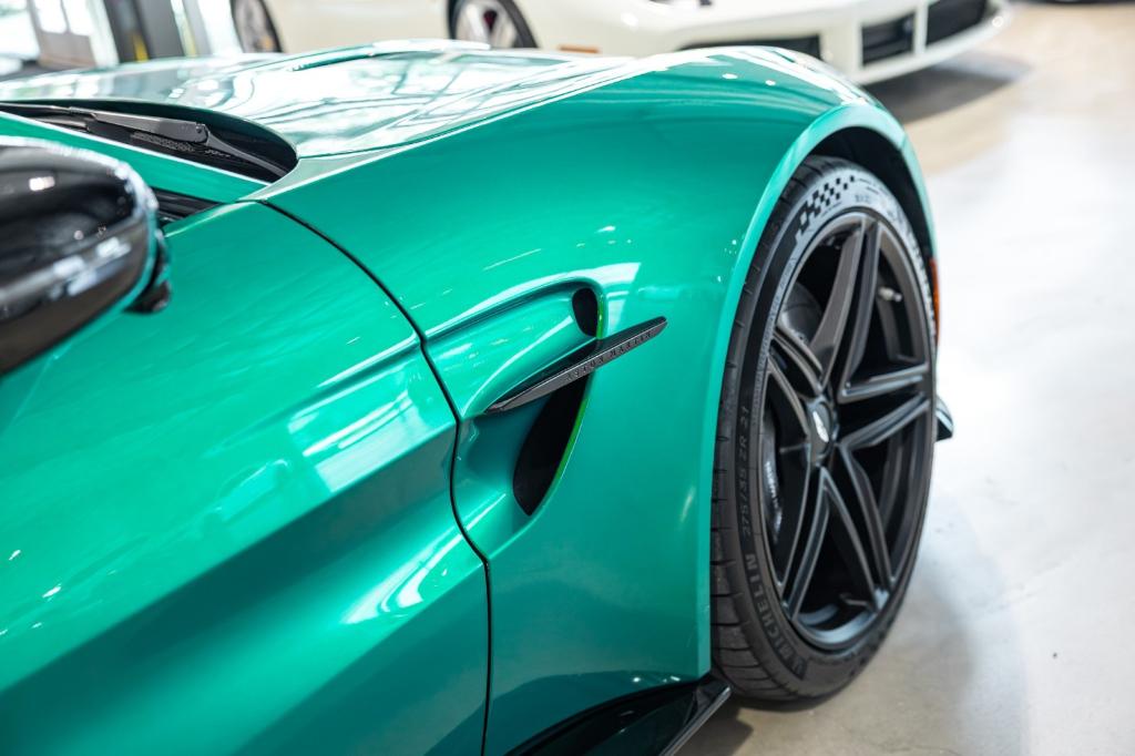 2025 Aston Martin VANTAGE BASE 缩略图 20