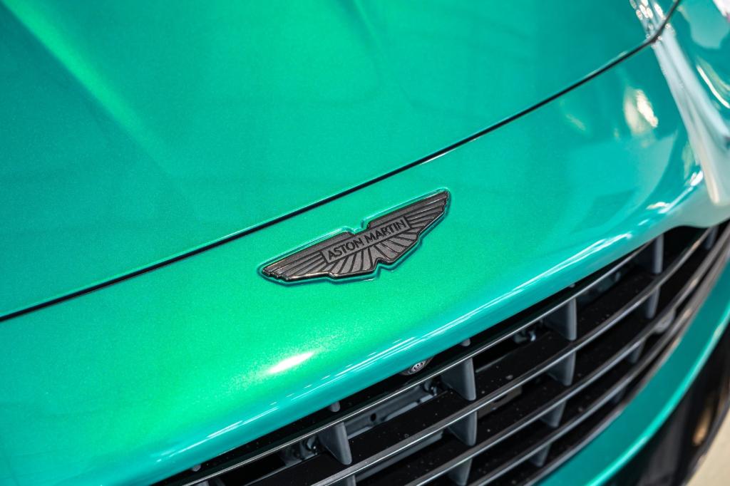 2025 Aston Martin VANTAGE BASE 缩略图 12