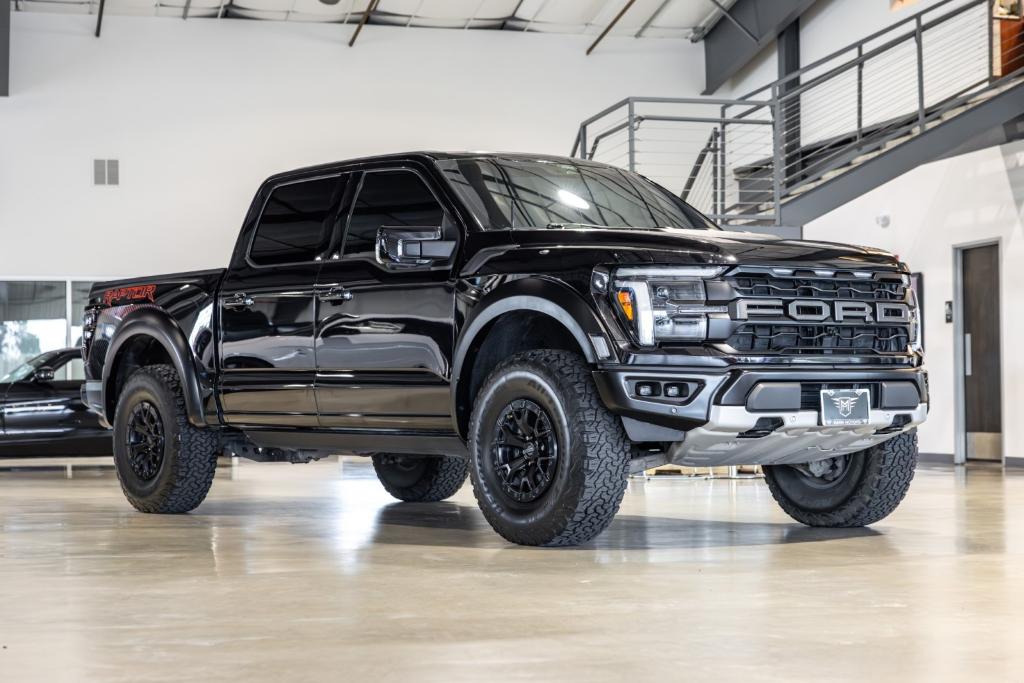 FORD F-150 RAPTOR - 8