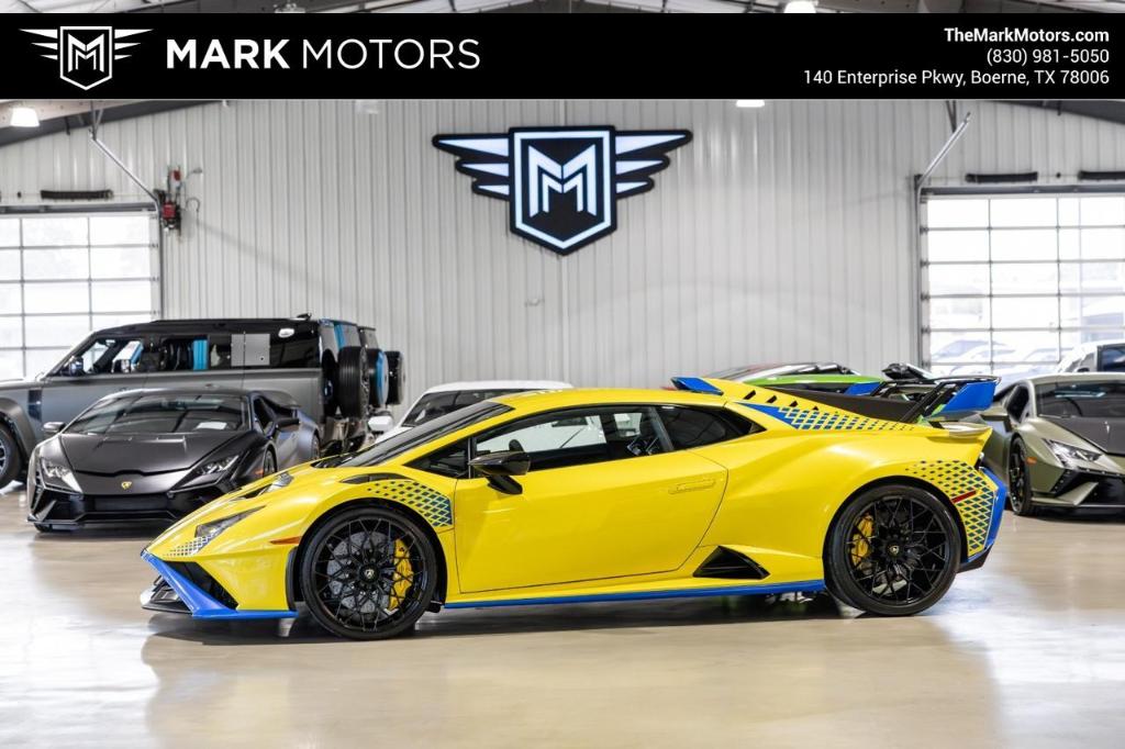 2022 Lamborghini Huracan STO