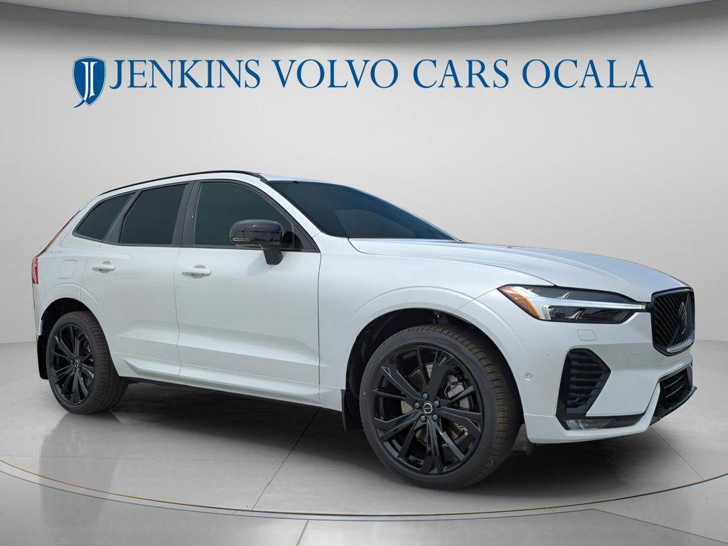New 2026 Volvo XC60 B5 Ultra Black Edition