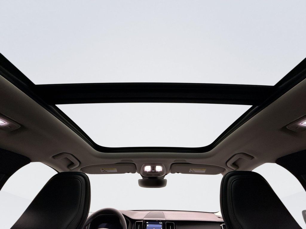 صورة مصغرة 18 لـ 2024 Volvo XC60 B5 CORE DARK THEME