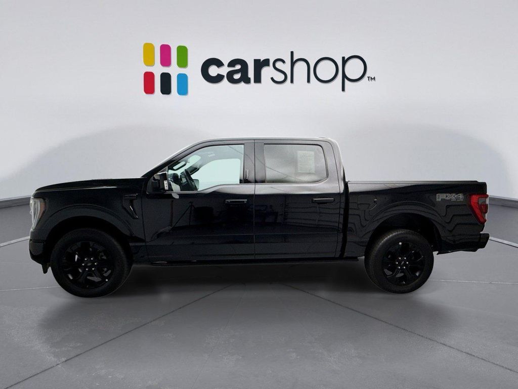 2023 FORD F-150 LARIAT photo 2